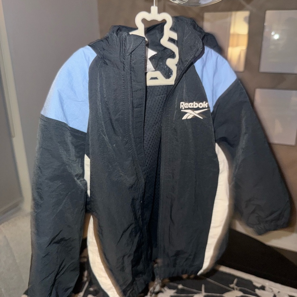 3-4T Vintage Reebok Black and Blue Jacket